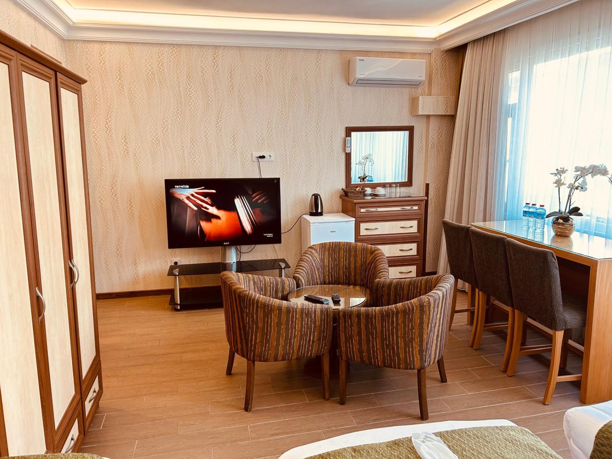 Lily Hotel Istanboel